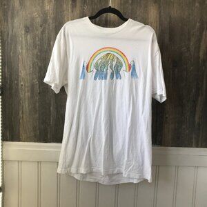 Palmer Cash surf's up rainbow shark t-shirt size XL